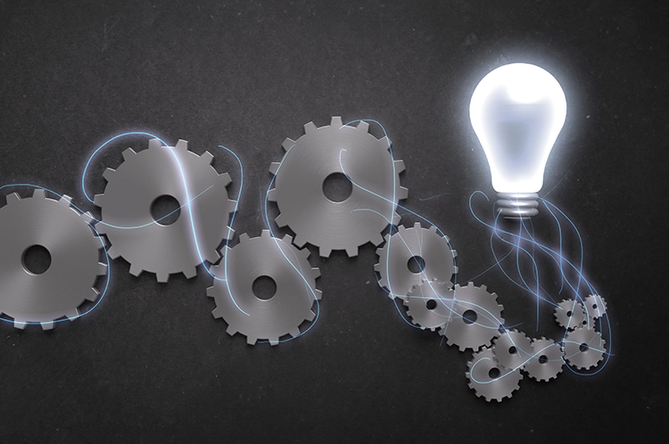 Organisation change grapic Lightbulb & Cogs